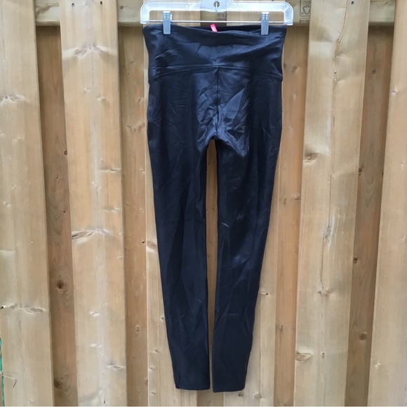 SPANX Faux Leather Legging in Black - Picture 10 of 10